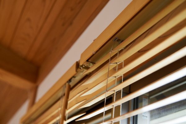 カーテン・ブラインド